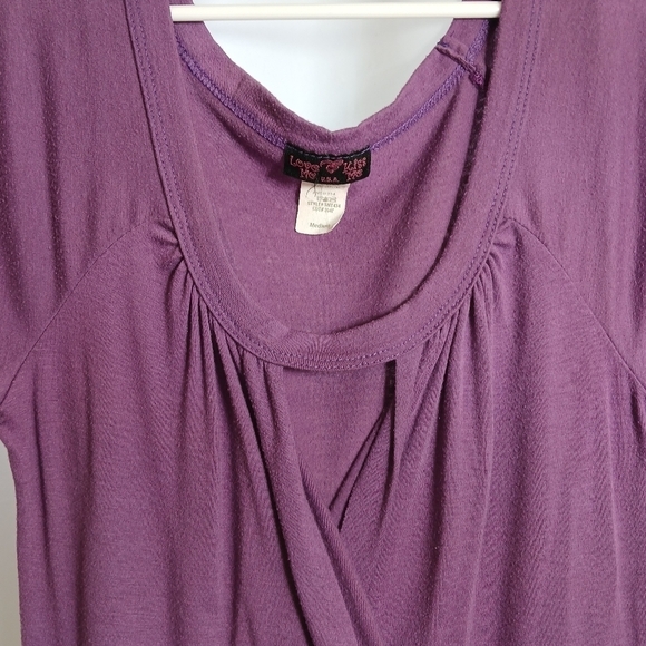 (#330) Woman's Love Me Kiss Me Purple Wrap Over Front Top Size Small - Picture 8 of 16